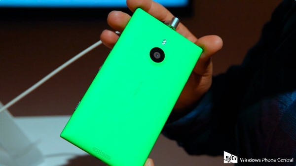 ŵ����6������콢����ɫLumia 1520����