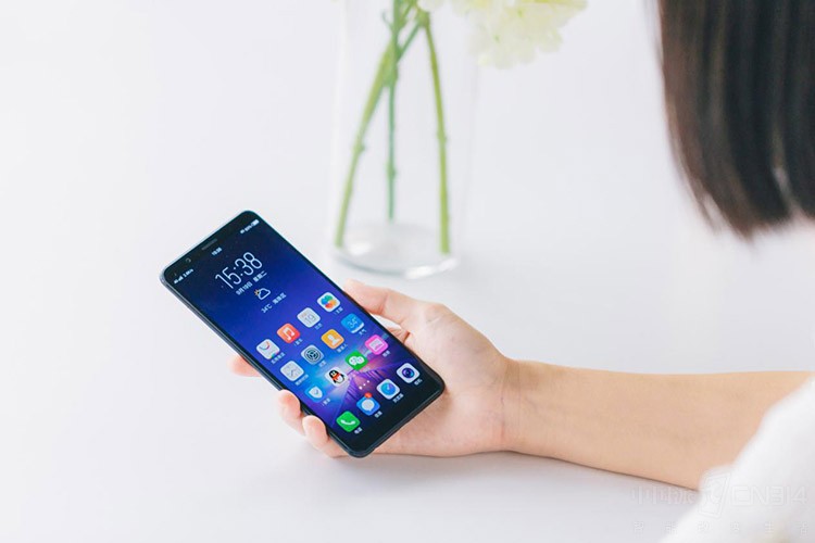 vivo X20��ҫ��ʥ�������淢��ӭʥ��