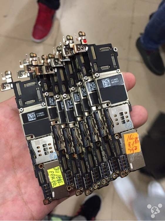 ��Ŀ���ģ���ǿ��С��5c����iPhone 5s