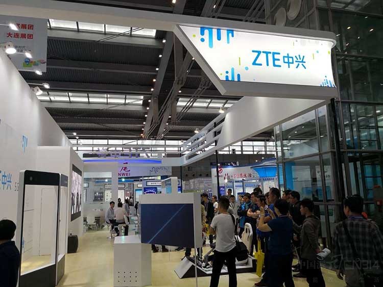 CITE 2018 Day1 ����չ����ֻ���ʵ��