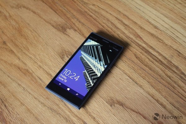 ΢���»�Lumia 735����ͼ��&ldquo;��&rdquo;��Ư��