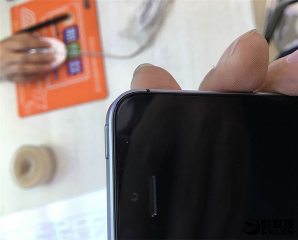 3288Ԫ��ӣ�iPhone SE������ܣ���ֱû����