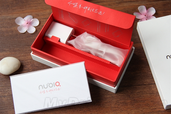 ��ȫ������ 1999Ԫ˫��4G���nubia Z7 Maxͼ��