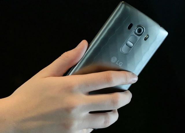 5.2Ӣ����LG G4 beat���� ��Ƶ�׸в���