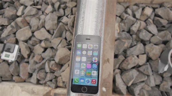 ɥ�Ĳ��񣺻���ѹiPhone 5S֮��