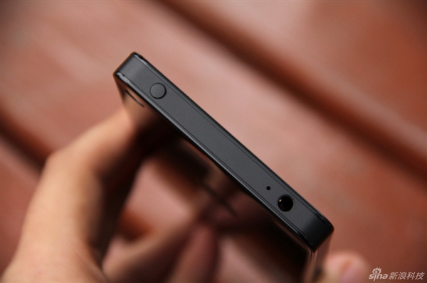 ������ô���������ֻ�T1 4G�濪��ͼ��