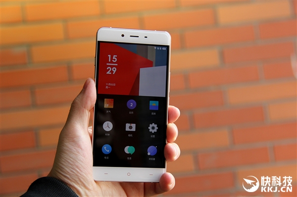 һ���ֻ�X����ͼ�ͣ�˫��2.5D��������