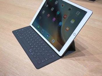 iPad Pro预订低迷 微软SP4：买来当玩具