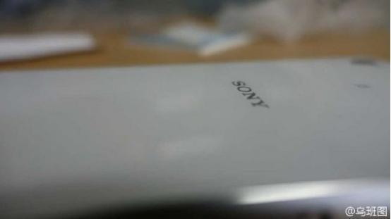 ����Xperia Z5���д��Զ����� ����ͷ�����ڴ�