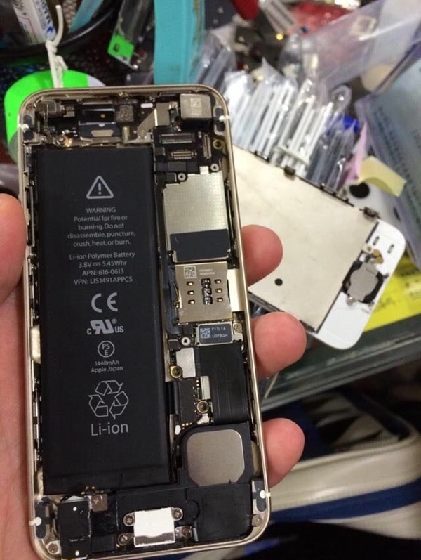��Ŀ���ģ���ǿ��С��5c����iPhone 5s