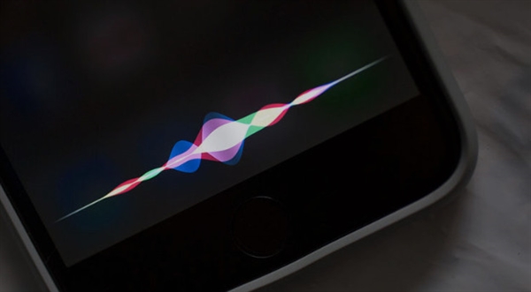 MacBook/iPad秒变充电宝!为iPhone无线充电
