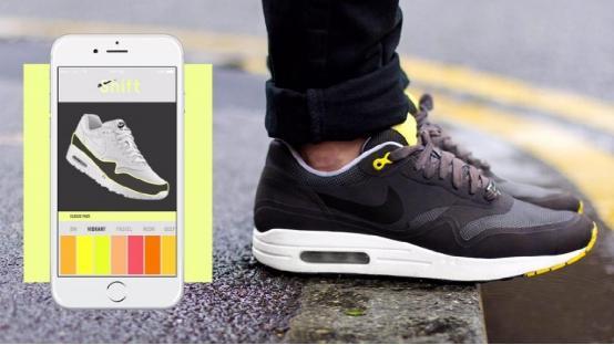 ��1˫���˫ ����Ь��ͨ��APP�ı���ɫ�����