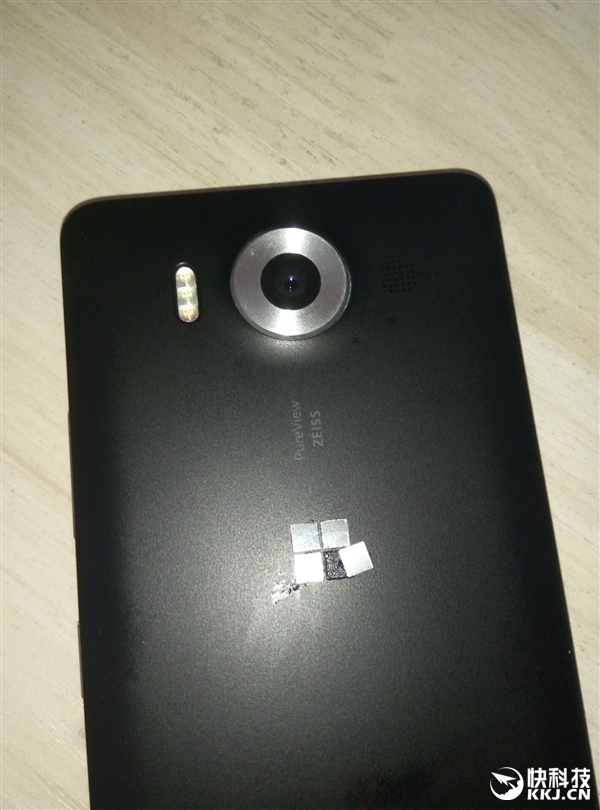 ���ۿ�Ϲ��Lumia 950����ձ�LOGOͻȻ����&hellip;