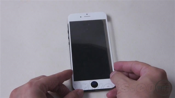 iPhone 6�����ع⣺��Ļ̫����
