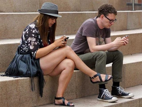 iPhone��ר���ع⣺���Ÿ������Ի�