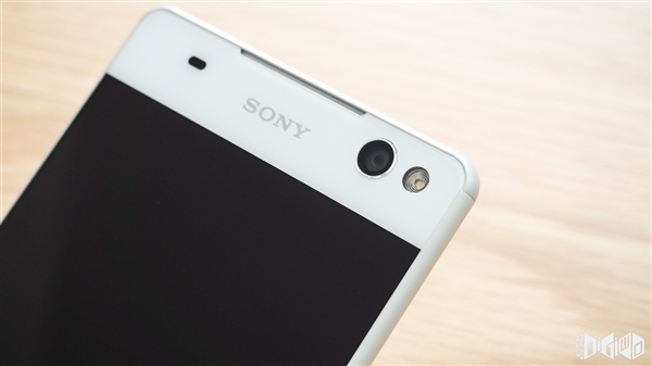 ˧��&ldquo;û��&rdquo;�ˣ�����Xperia C5 Ultra����ͼ��