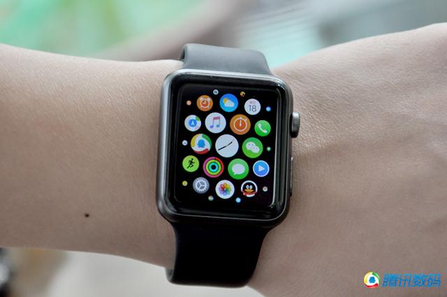 Apple Watch对决新Moto 360:定位有差异