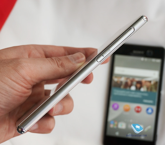 ����Xperia�»�����ʵ�ģ���խ�߿�˧����