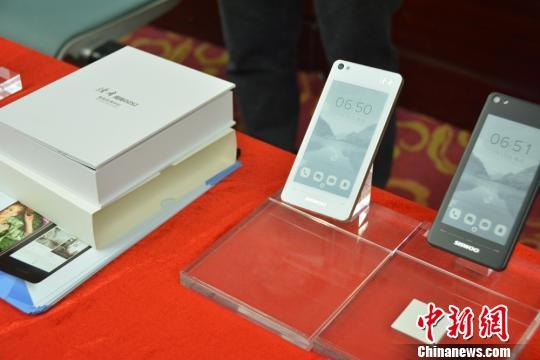 �����ߡ����������׿�˫���Ķ��ֻ���3G�ڴ�