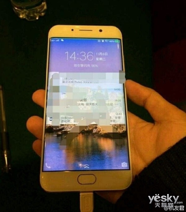 �����»� vivo Xplay 6���ڽ���ʥ�������� 1.jpg