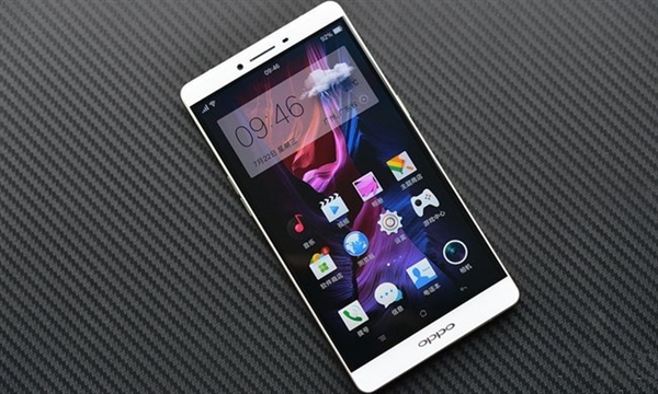3299元!OPPO R7 Plus全网通开卖:骁龙615