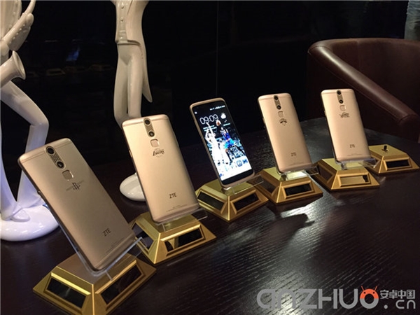 ����AXON miniͼ�ͣ��Ȼ�Ϊ�����е�ѹ����