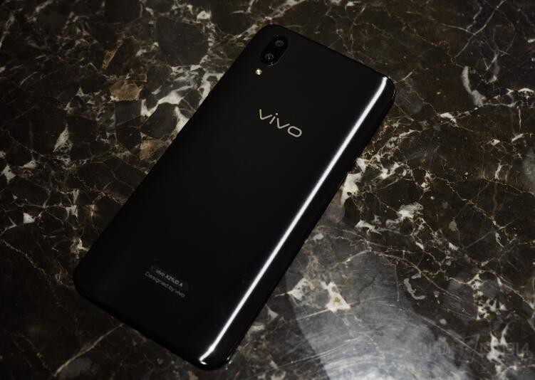 vivo x21终于来到,不知会让谁家红了眼?