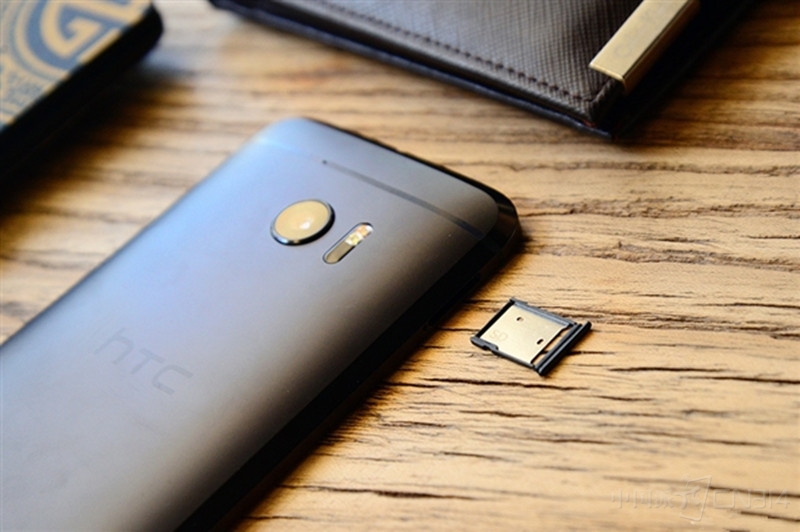 HTC 10