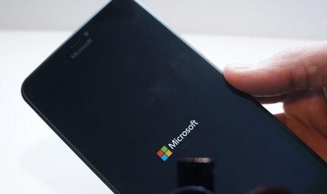Lumia 950��10��19�շ��� ��ͷ�����ƹ��� 