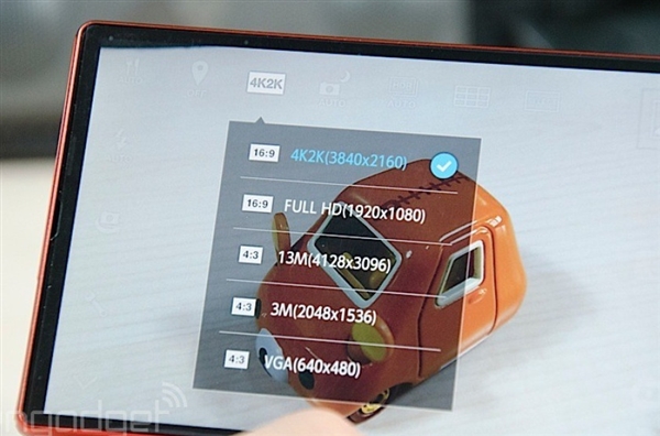 81%��ռ�ȵ��𺳣�����AQUOS Phone����