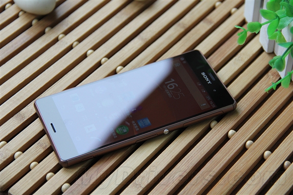 �ţ��������콢Xperia Z3 ���а�ͼ��
