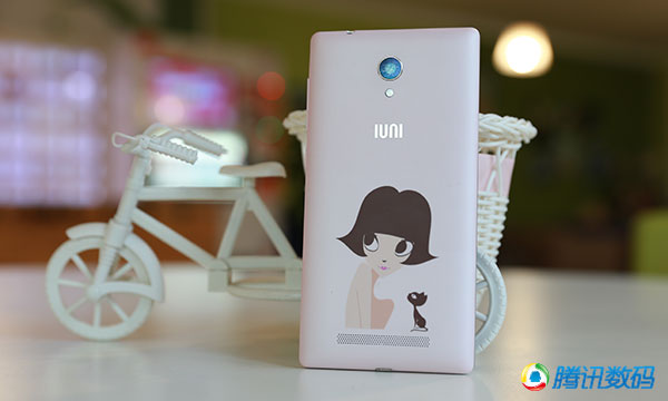 IUNI i1���⣺Ů��Ԫ�ز�����ֻ���ڱ���