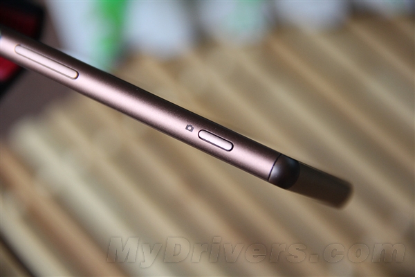 �ţ��������콢Xperia Z3 ���а�ͼ��
