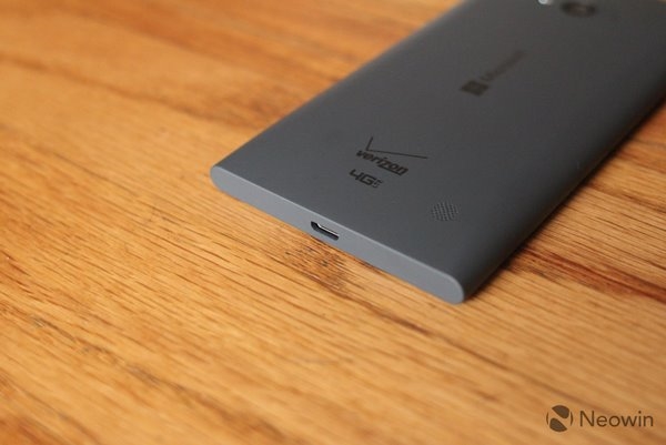 ΢���»�Lumia 735����ͼ��&ldquo;��&rdquo;��Ư��