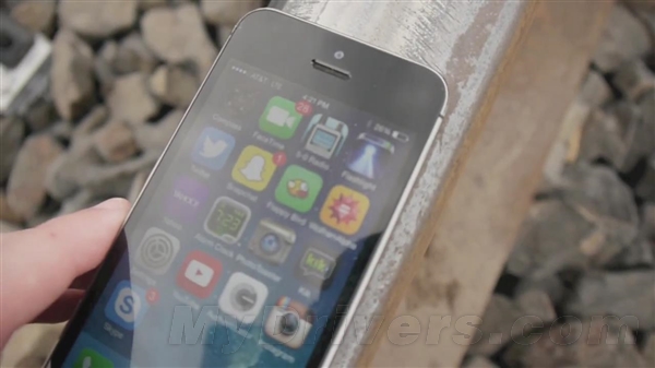 ɥ�Ĳ��񣺻���ѹiPhone 5S֮��