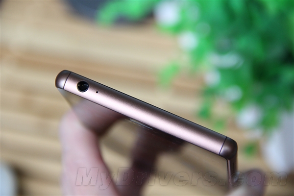 �ţ��������콢Xperia Z3 ���а�ͼ��