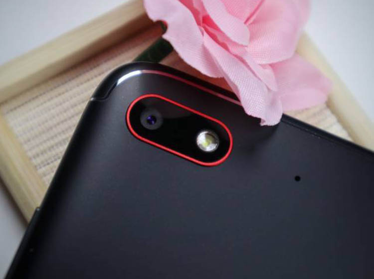 全面屏续航王诞生 网友:诚意价格买买买