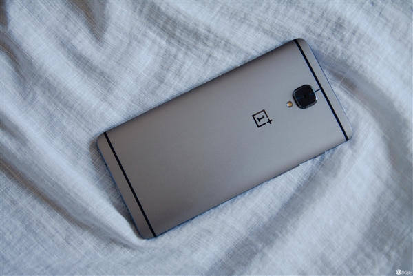 8GB内存加持!一加手机5曝光:性能怪兽