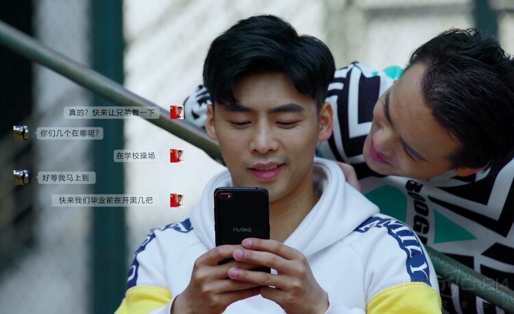 毕业季不说再见,大家跟着它一起V笑前行