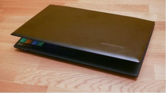 ����Y50 Touch 4K���� ��ʾ�����Կ�����һ��