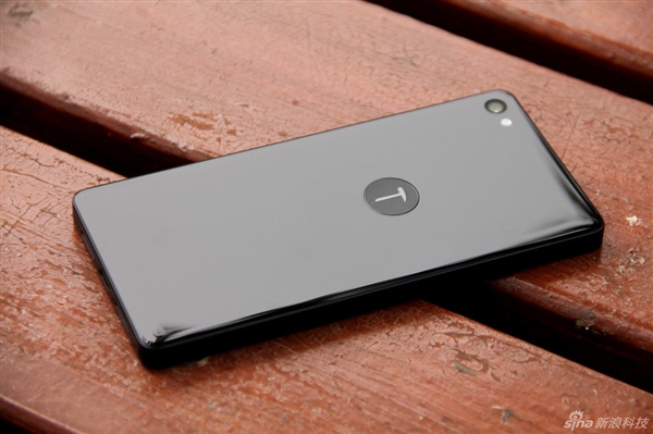 ������ô���������ֻ�T1 4G�濪��ͼ��