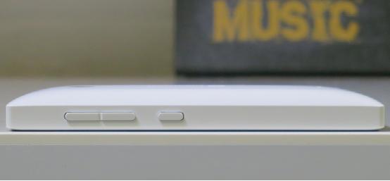 ΢��Lumia 435��Ȳ��� �������Ʋ��ɼ��