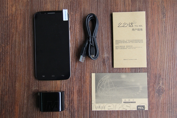 ���Ľ�/˫������4G TCLôô���ֻ�ͼ��