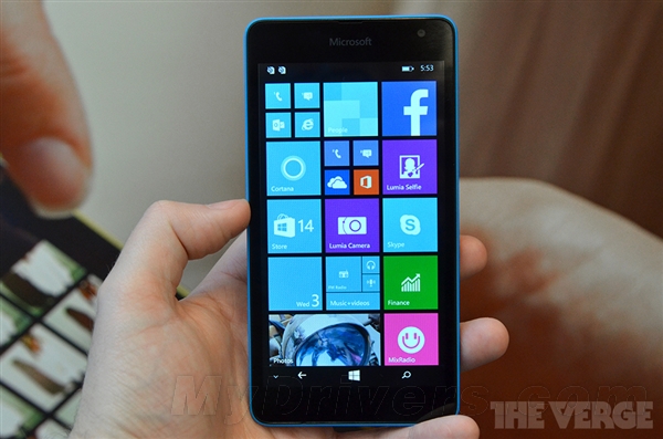 ΢��Lumia 535���ͼ�ͣ�������Ϥ��ζ��