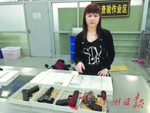 全新未拆封iPad Air过海关:打开瞬间惊呆