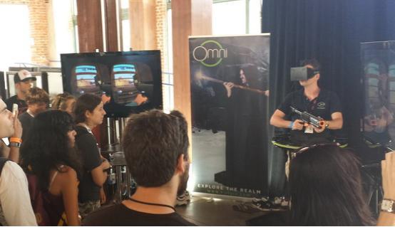E3虚拟现实游戏:Oculus更成熟 微软另辟蹊径
