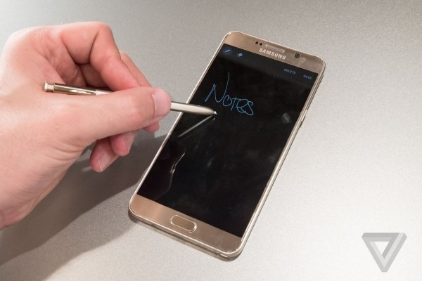 ������ƣ�����Note 5֧�ִ洢��չ