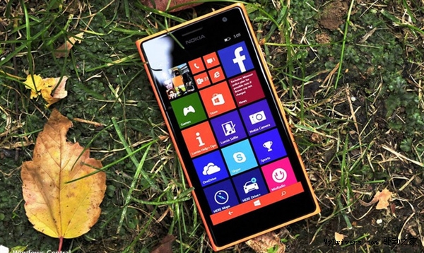 ΢����������Lumia 735��ʽ������ŵ����Logo����