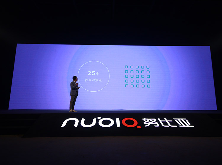 Ŭ����Z18mini���� �޶̰��&ldquo;С����&rdquo;����