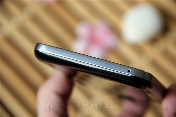 �˺�/2GB�ڴ� 798Ԫ����4G��A8ͼ��